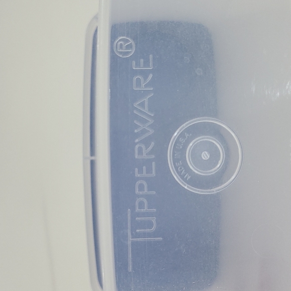 Tupperware Cereal Container - Picture 5 of 5